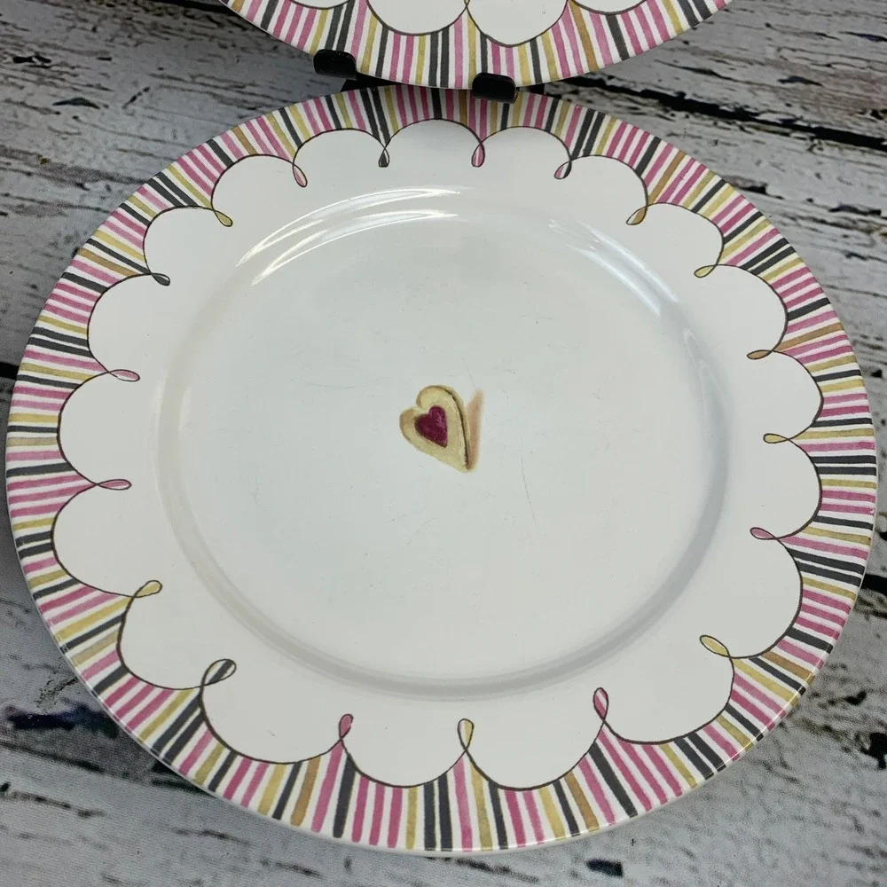 Rosanna Dessert Plates‎ Set of 4 Dessert Heart Design Striped Border 9 inch